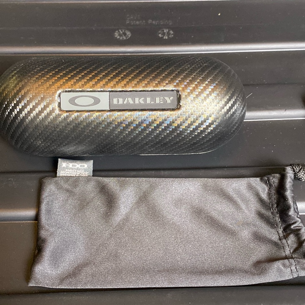 NWT! Brand New Oakley Men’s Sunglasses! - Picture 5 of 9